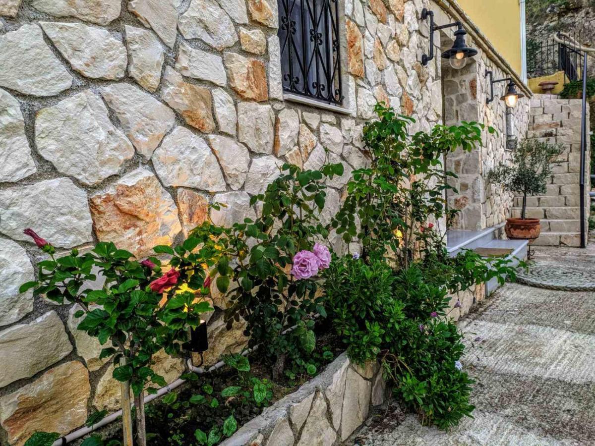 Ferienwohnung Meltemaki Mouzákion Exterior foto